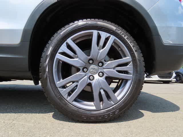 Photo of 2019 Lunar Silver Metallic Honda Passport