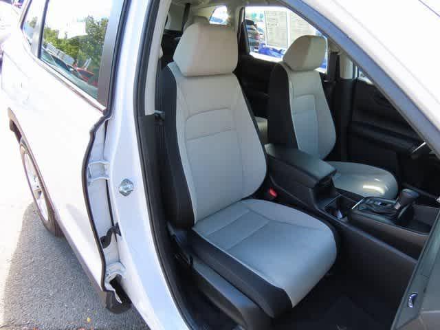 Photo of 2023 Platinum White Pearl Honda CR-V