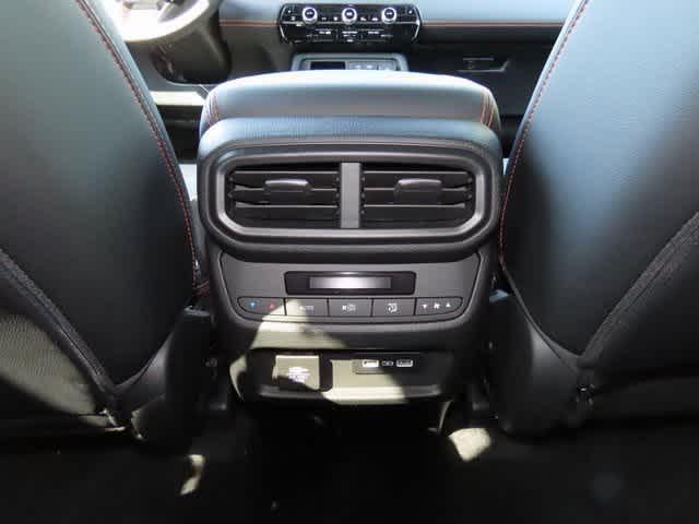 Photo of 2025 Radiant Red Metallic II Honda Pilot