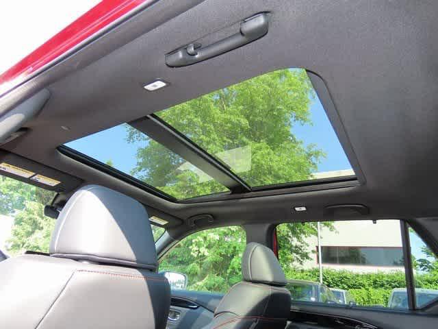 Photo of 2025 Radiant Red Metallic II Honda Pilot