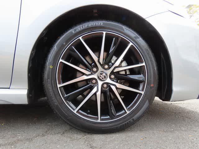 Photo of 2023 Celestial Silver Metallic Toyota Camry