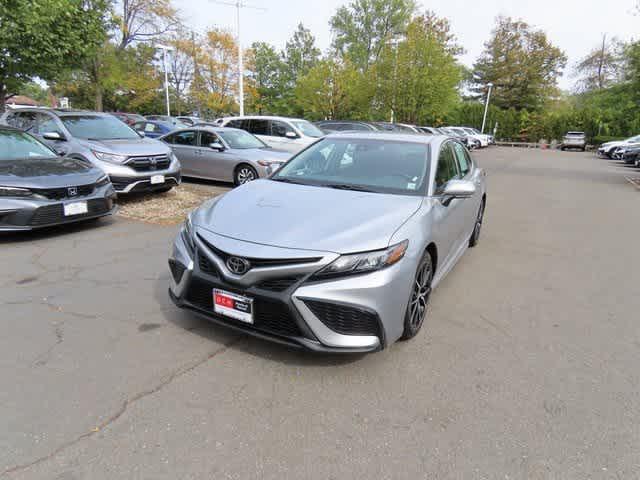 Photo of 2023 Celestial Silver Metallic Toyota Camry