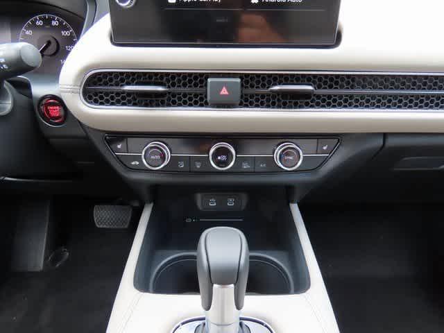 Photo of 2026 Nordic Forest Pearl Honda HR-V