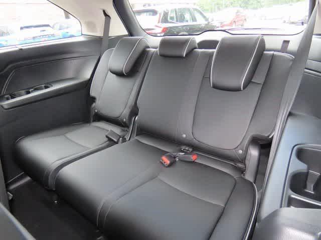 Photo of 2026 Sonic Gray Pearl Honda Odyssey