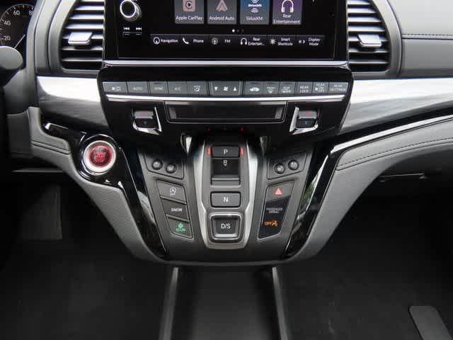 Photo of 2026 Sonic Gray Pearl Honda Odyssey