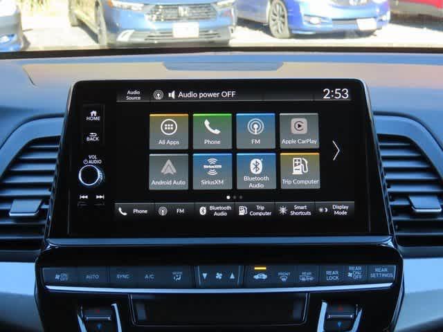 Photo of 2026 Solar Silver Metallic Honda Odyssey