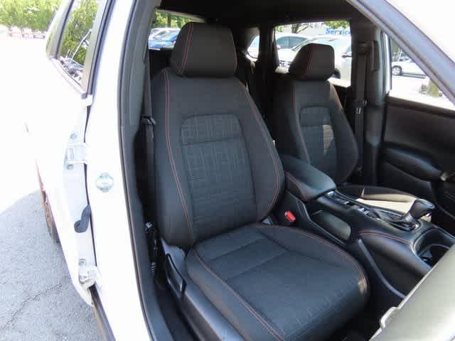 Photo of 2023 Platinum White Pearl Honda HR-V