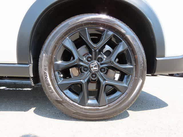 Photo of 2023 Platinum White Pearl Honda HR-V
