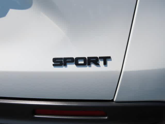 Photo of 2023 Platinum White Pearl Honda HR-V