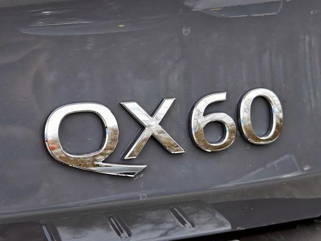 Photo of 2025 Gray INFINITI QX60