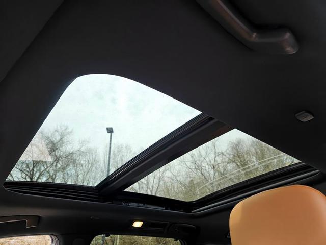 Photo of 2025 Gray INFINITI QX60