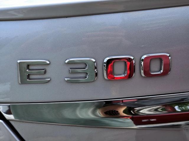 Photo of 2018 Silver Mercedes-Benz E-Class