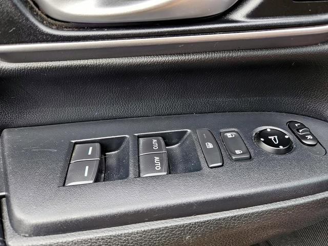 Photo of 2019 Black Honda CR-V