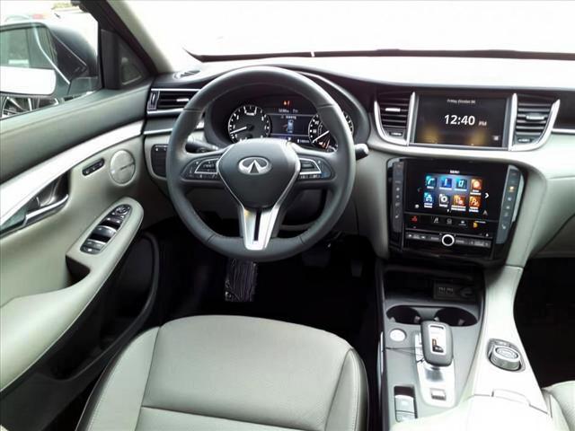Photo of 2025 Radiant White INFINITI QX50