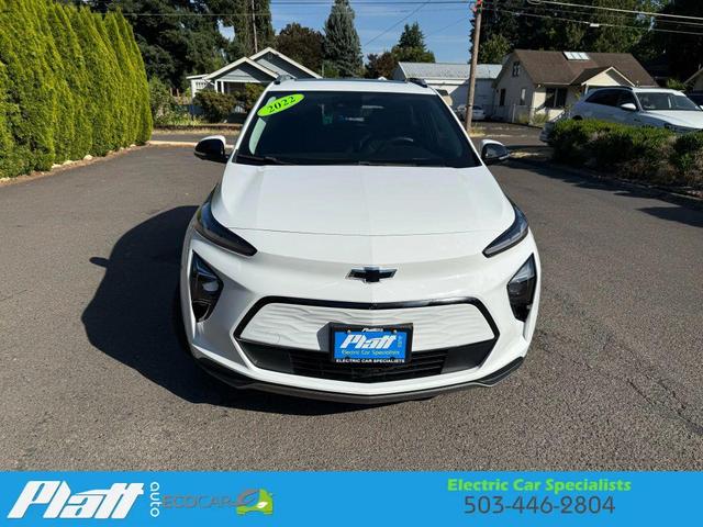 Photo of 2022 White Chevrolet Bolt EUV