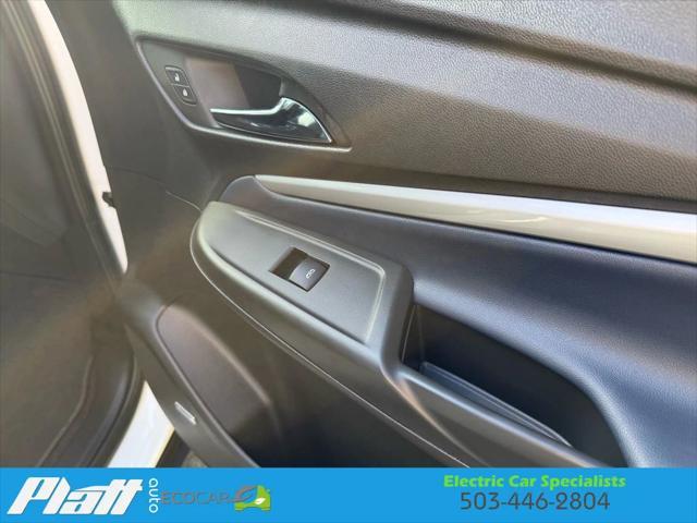 Photo of 2022 White Chevrolet Bolt EUV