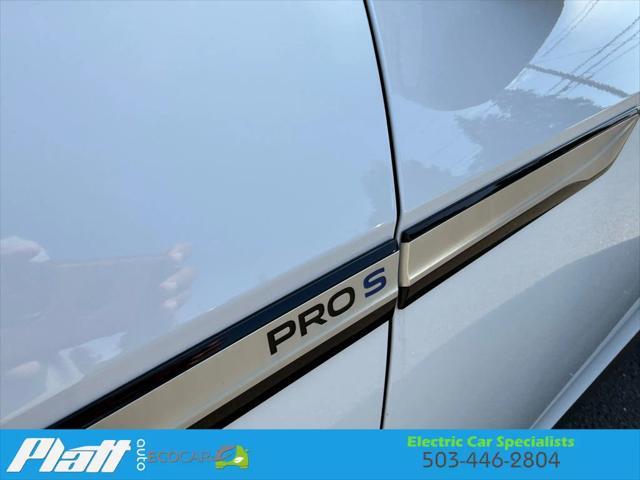 Photo of 2021 White Volkswagen ID.4
