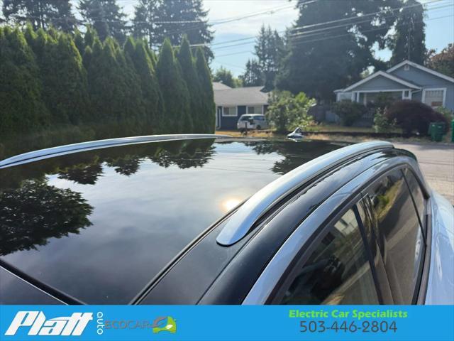 Photo of 2021 White Volkswagen ID.4