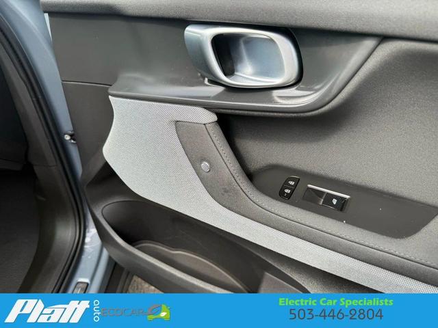 Photo of 2022 Gray Polestar 2