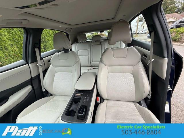 Photo of 2023 Blue Nissan ARIYA