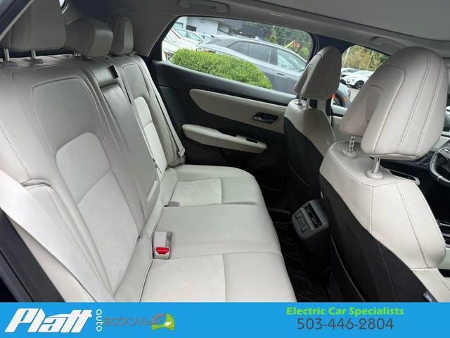Photo of 2023 Blue Nissan ARIYA