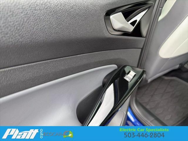 Photo of 2021 Blue Volkswagen ID.4