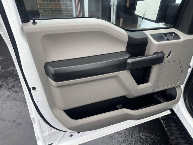 Photo of 2017 White Ford F-150