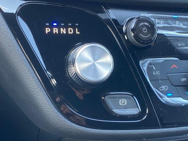 Photo of 2025 Fathom Blue Pearlcoat Chrysler Pacifica