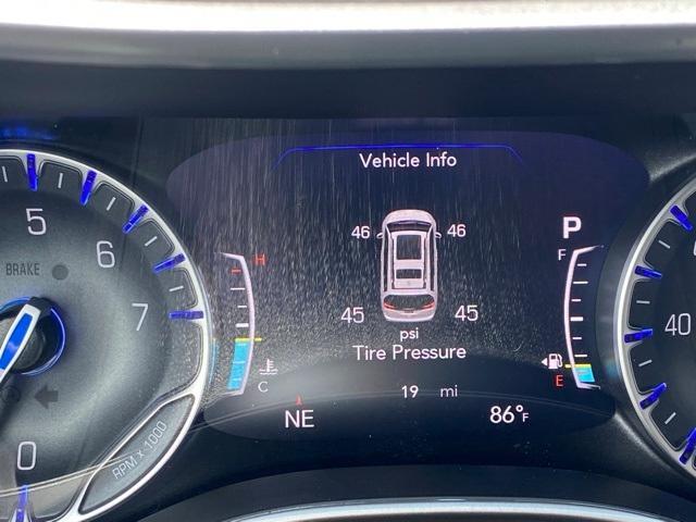 Photo of 2025 Fathom Blue Pearlcoat Chrysler Pacifica