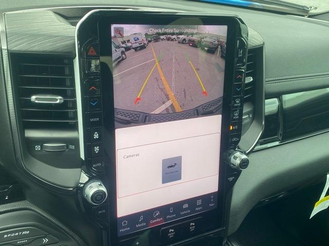 Photo of 2025 Diamond Black RAM 1500