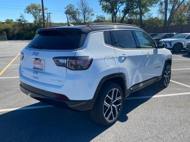 Photo of 2025 Bright White Clearcoat Jeep Compass