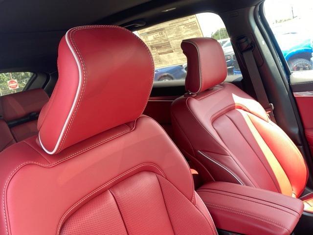 Photo of 2025 Fathom Blue Pearlcoat Jeep Wagoneer S