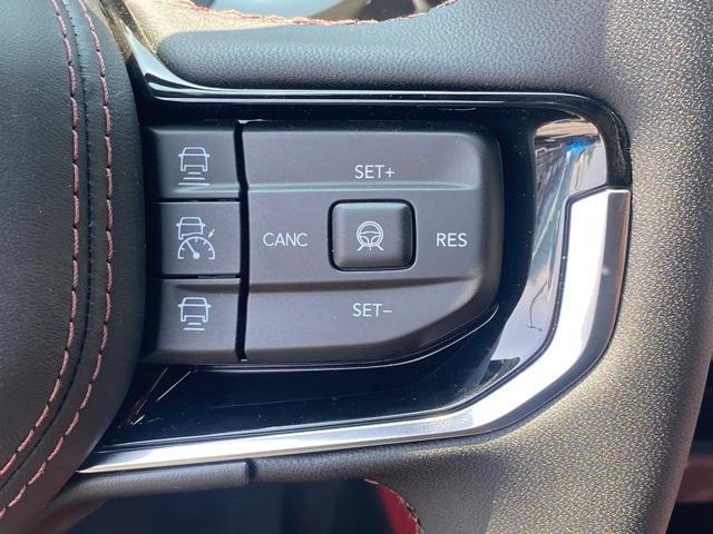 Photo of 2025 Fathom Blue Pearlcoat Jeep Wagoneer S