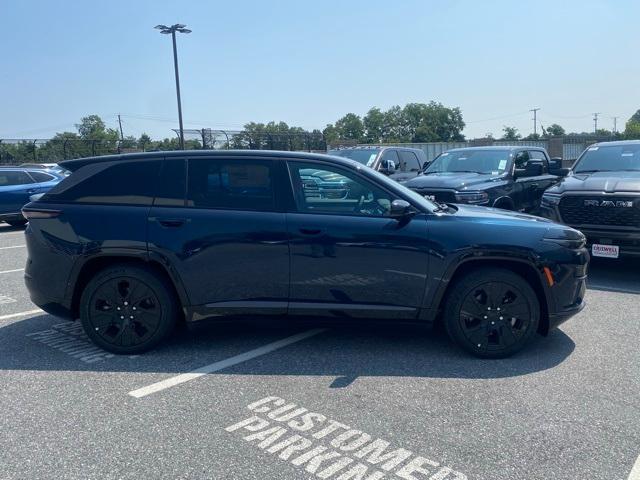 Photo of 2025 Fathom Blue Pearlcoat Jeep Wagoneer S