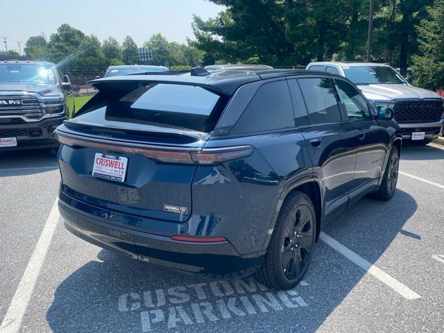 Photo of 2025 Fathom Blue Pearlcoat Jeep Wagoneer S