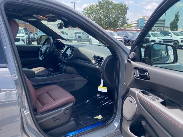 Photo of 2025 Destroyer Gray Clearcoat Dodge Durango