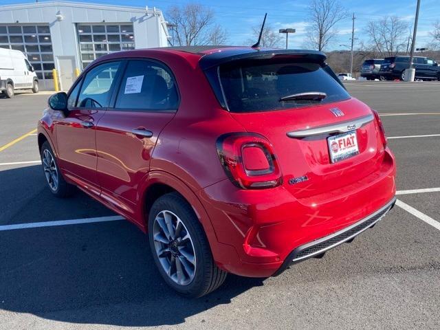 Photo of 2023 Red FIAT 500X