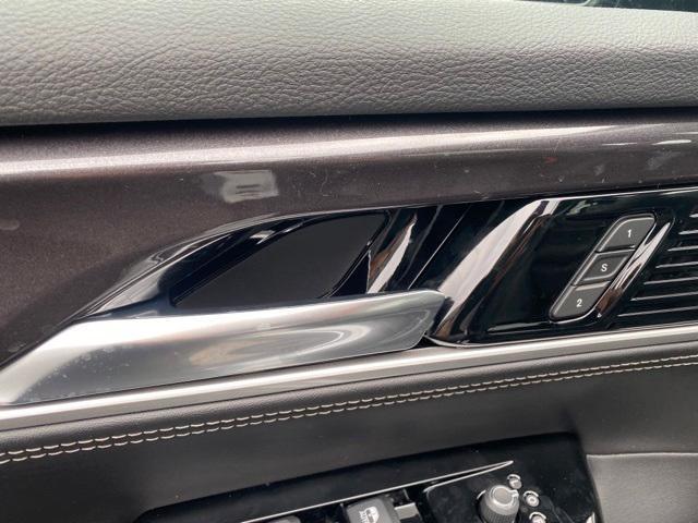 Photo of 2024 Bright White Clearcoat Jeep Wagoneer L