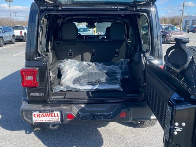 Photo of 2025 Black Clearcoat Jeep Wrangler
