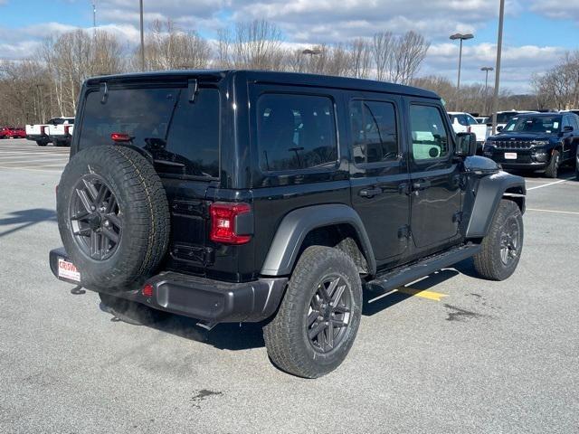 Photo of 2025 Black Clearcoat Jeep Wrangler