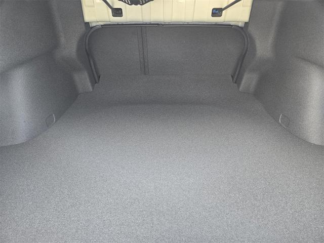 Photo of 2026 Yacht Blue Kia K5