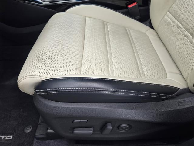 Photo of 2017 Snow White Pearl Kia Sorento