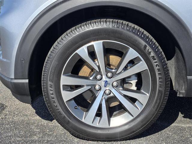 Photo of 2020 Iconic Silver Metallic Ford Explorer