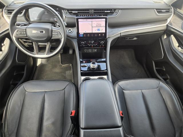 Photo of 2021 Velvet Red Pearlcoat Jeep Grand Cherokee L