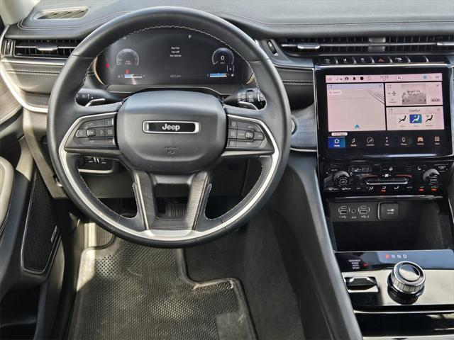 Photo of 2021 Velvet Red Pearlcoat Jeep Grand Cherokee L