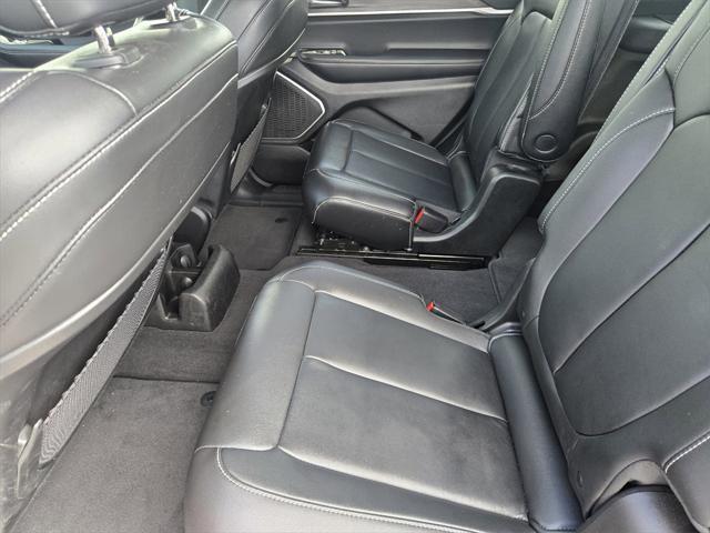 Photo of 2021 Velvet Red Pearlcoat Jeep Grand Cherokee L