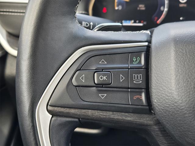 Photo of 2021 Velvet Red Pearlcoat Jeep Grand Cherokee L