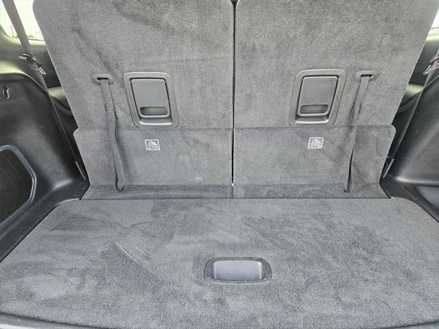 Photo of 2021 Velvet Red Pearlcoat Jeep Grand Cherokee L