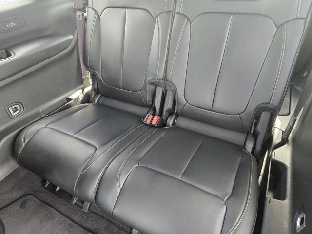 Photo of 2021 Velvet Red Pearlcoat Jeep Grand Cherokee L