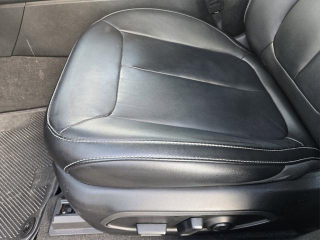 Photo of 2021 Velvet Red Pearlcoat Jeep Grand Cherokee L
